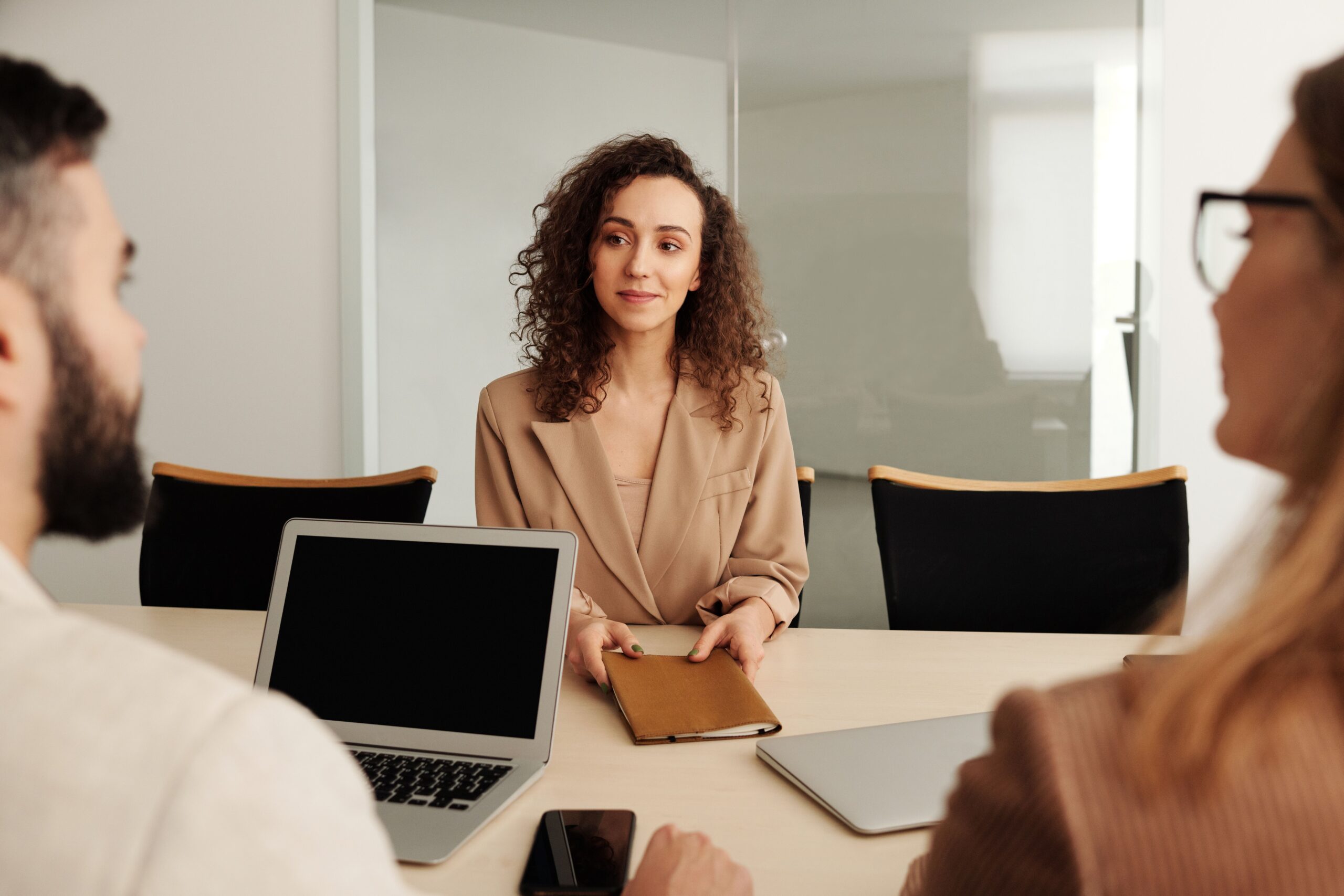 Recrutare personal Asia: 7 strategii excelente pentru integrarea echipei